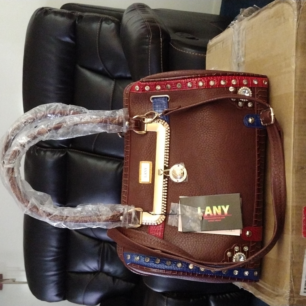 Brand New Lany Purse